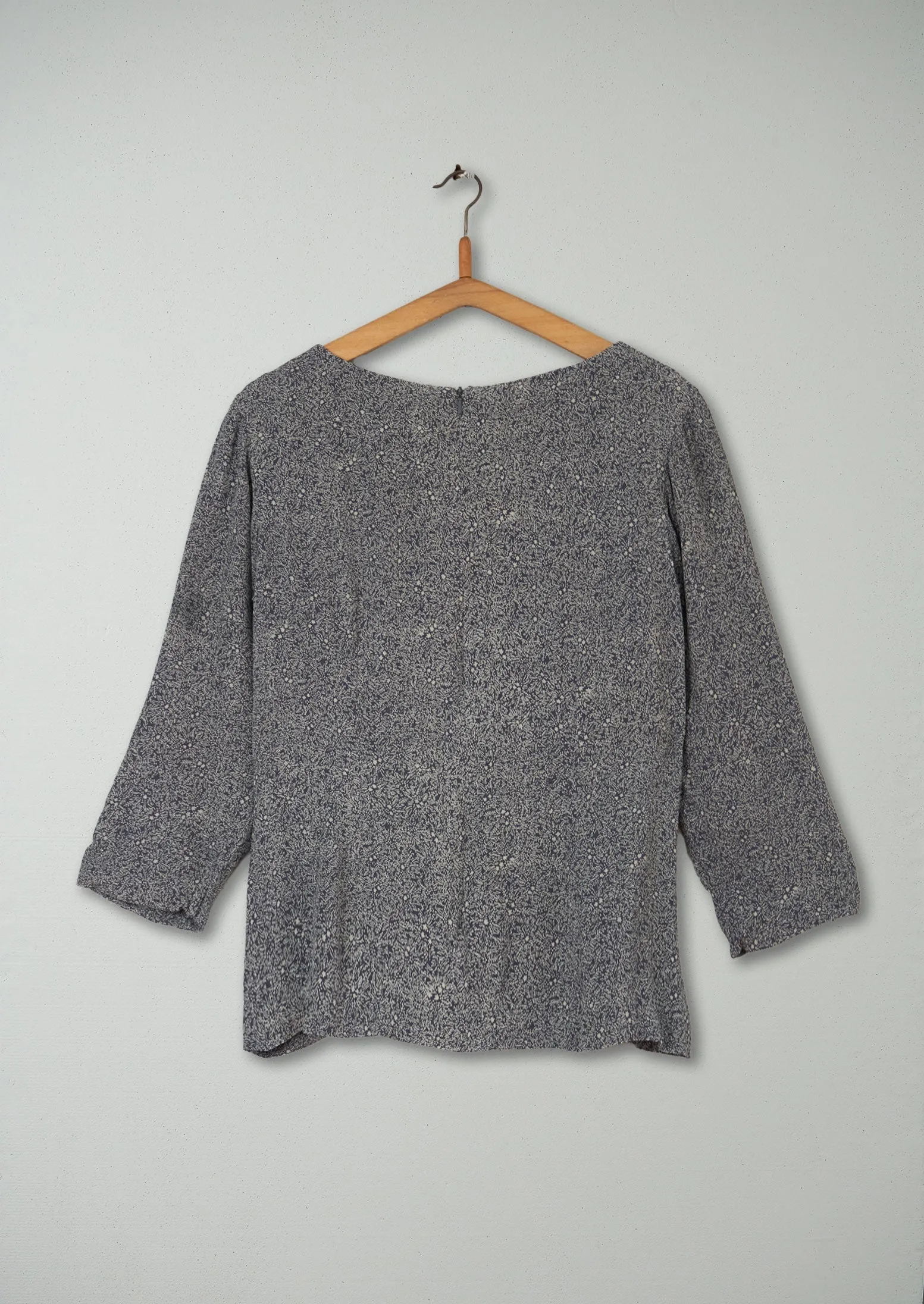 Reworn Print Crepe Top Size 12 (203) | Multi sold by TOAST product image thumbnail 2