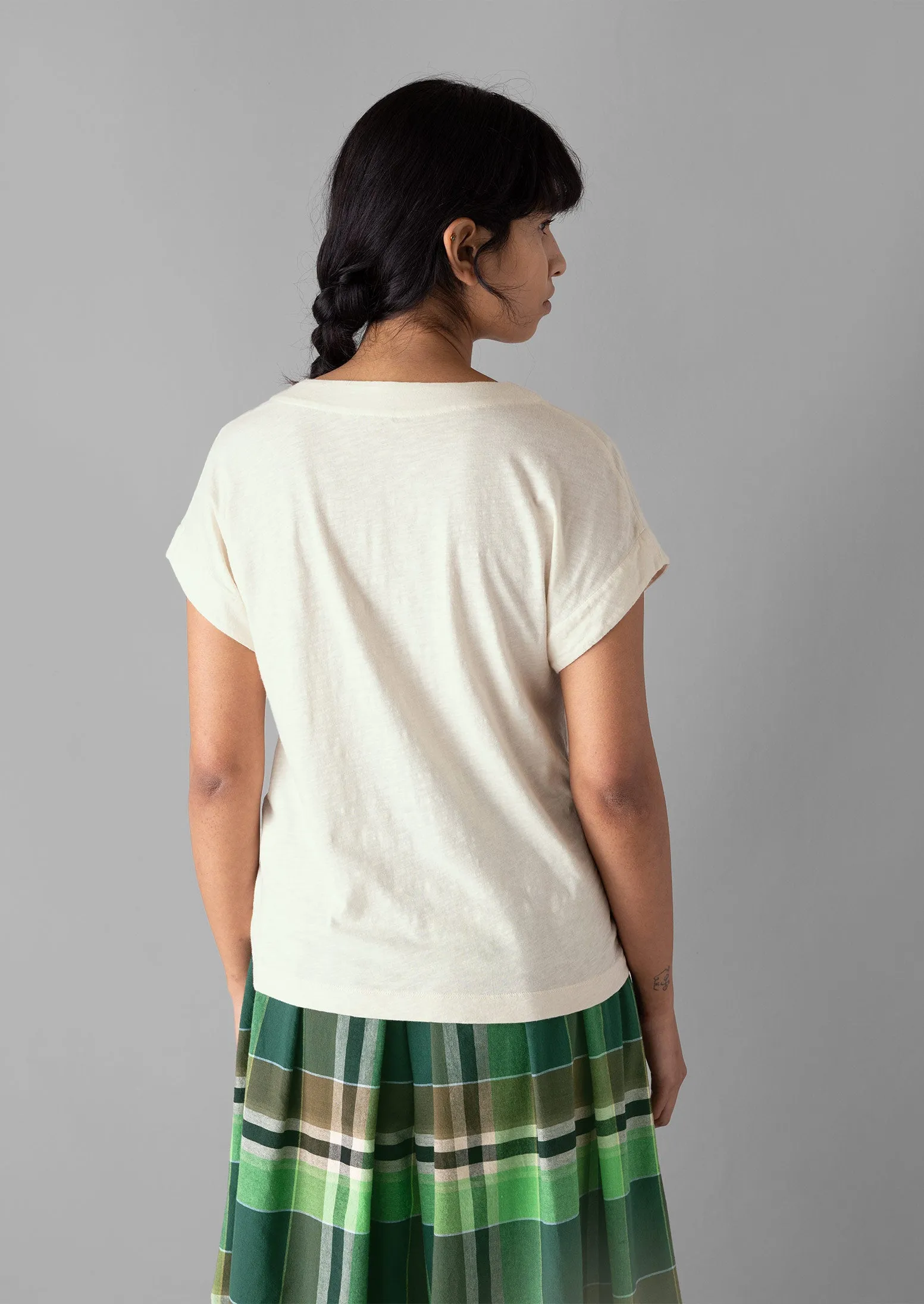 V-Neck Organic Cotton Tee | Daisy sold by TOAST product image thumbnail 4