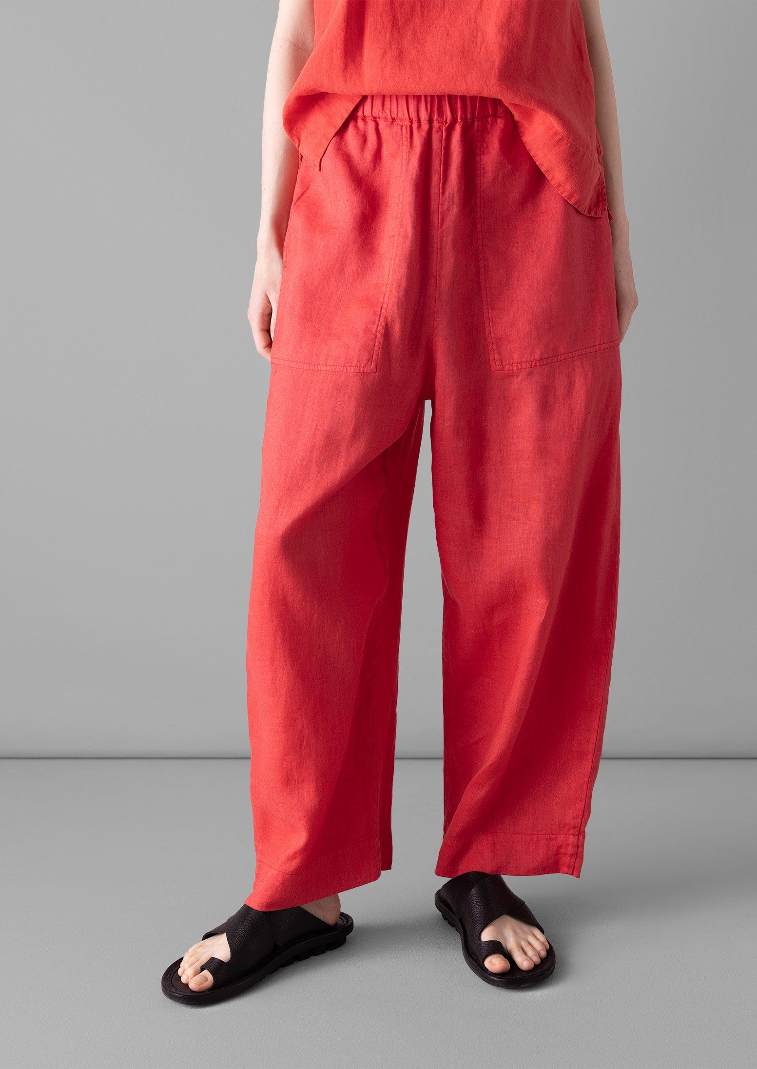 Garment Dyed Linen Barrel Leg Trousers | Poppy Red sold by TOAST product image thumbnail 2