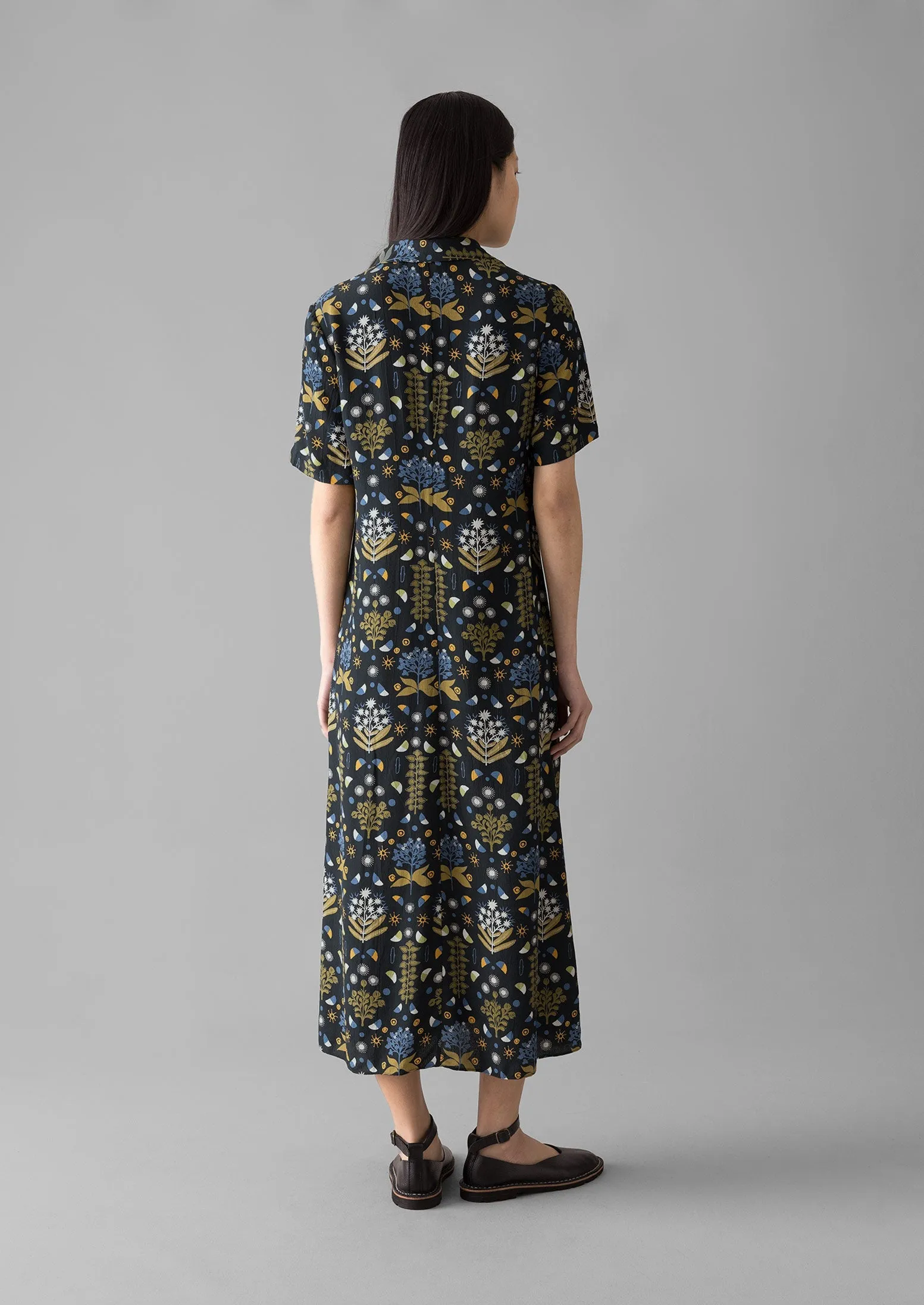 Collector Print Fluid Shirt Dress | Oil Green sold by TOAST product image thumbnail 4