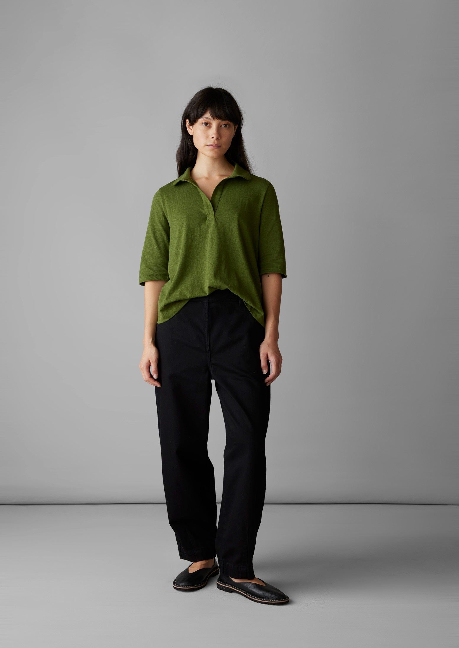 Round Collar Cotton Hemp Tee | Propagator Green sold by TOAST product image thumbnail 2