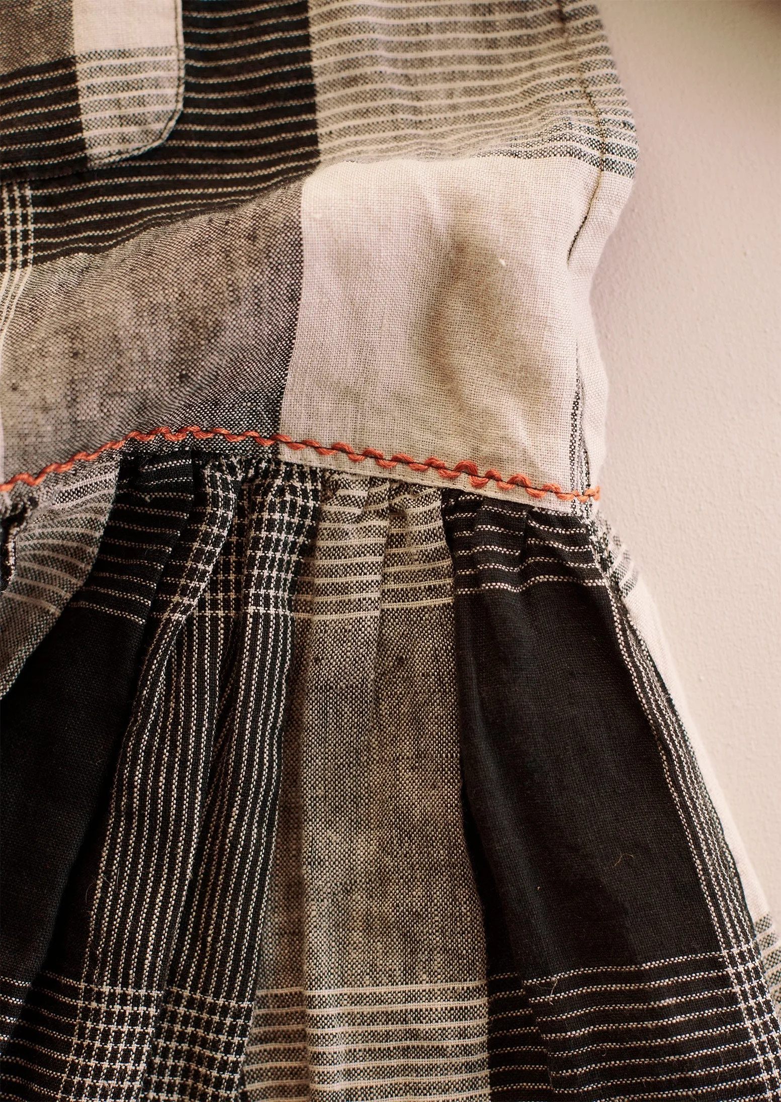 Renewed Landscape Check Linen Dress Size XS | Charcoal/Oat sold by TOAST product image thumbnail 3