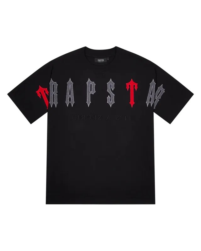 【Trapstar London】X COUGH SYRUP IRONGATE T-SHIRT Trapstar x Cough Syrup Irongate T-Shirt - Black* | Parallel