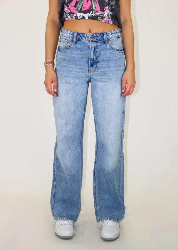 Coast Ride Jeans ★ Light Wash sold by Rock N Rags