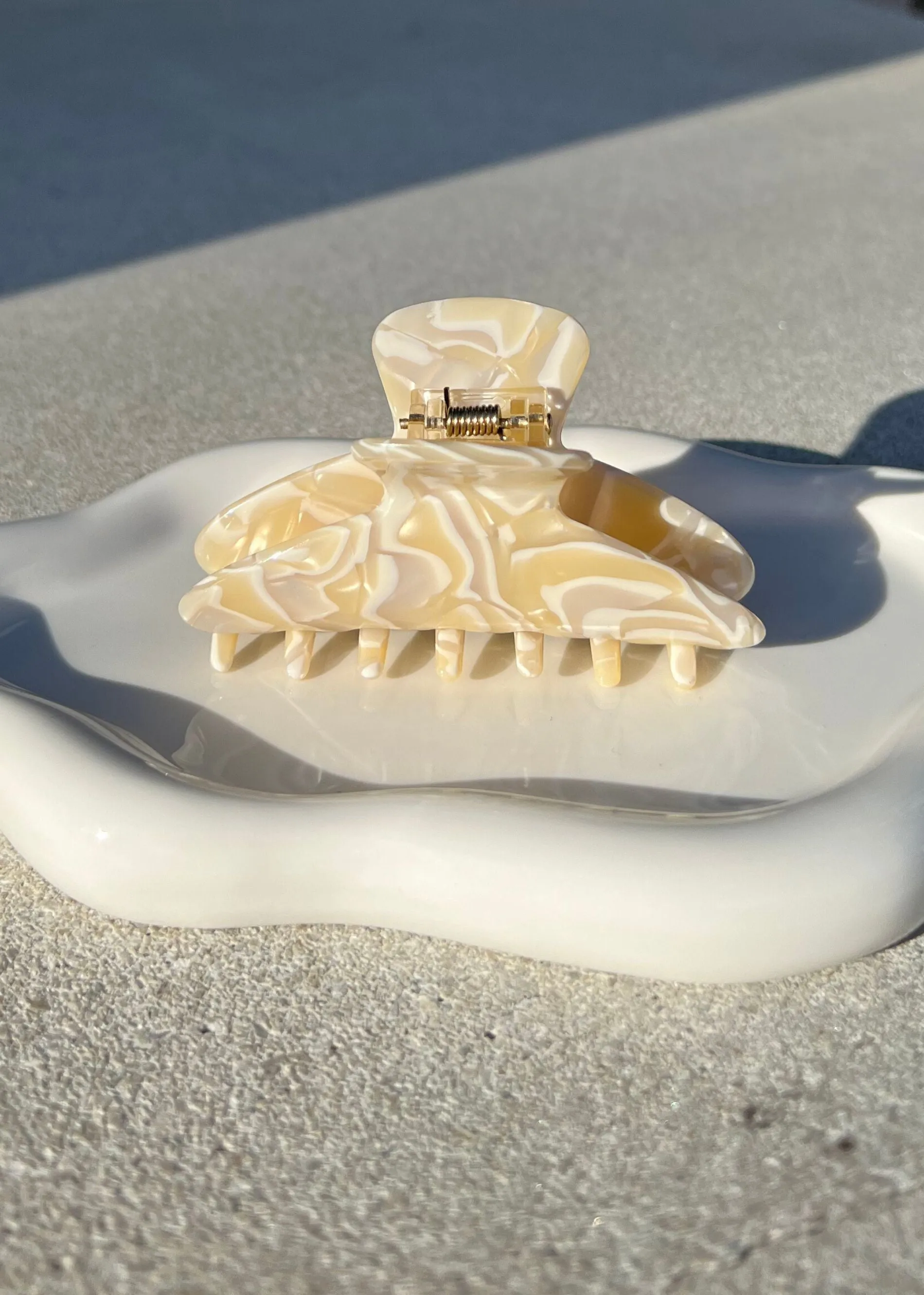 Roses Claw Clip ★ Pearl sold by Rock N Rags product image thumbnail 2