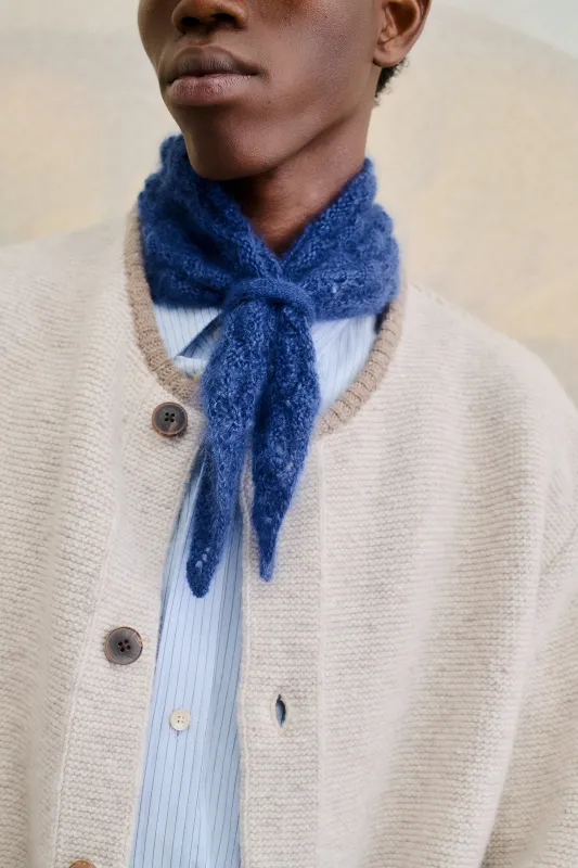 TES TRIANGLE SCARF made by A Kind of Guise