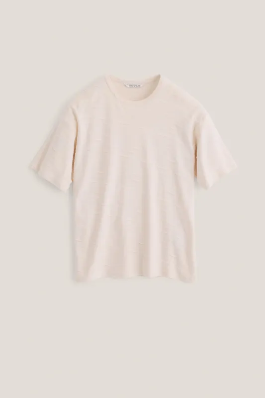 THUY T-SHIRT made by A Kind of Guise