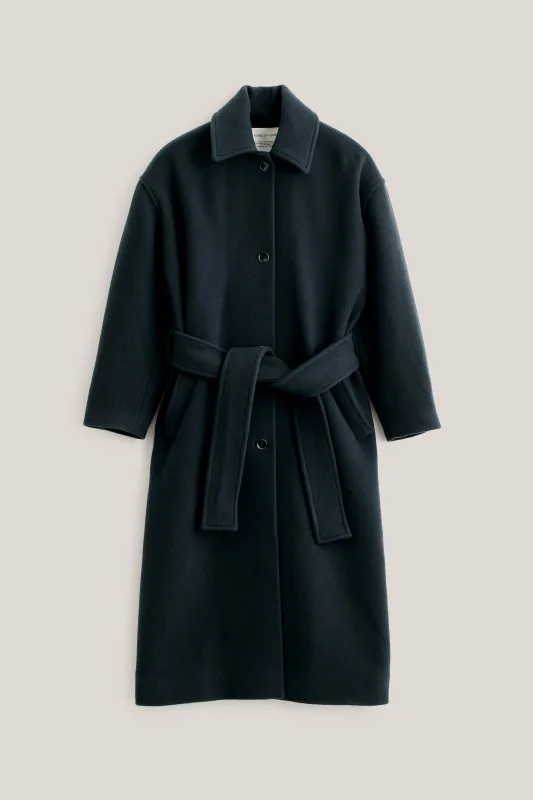 EREN COAT sold by A Kind of Guise