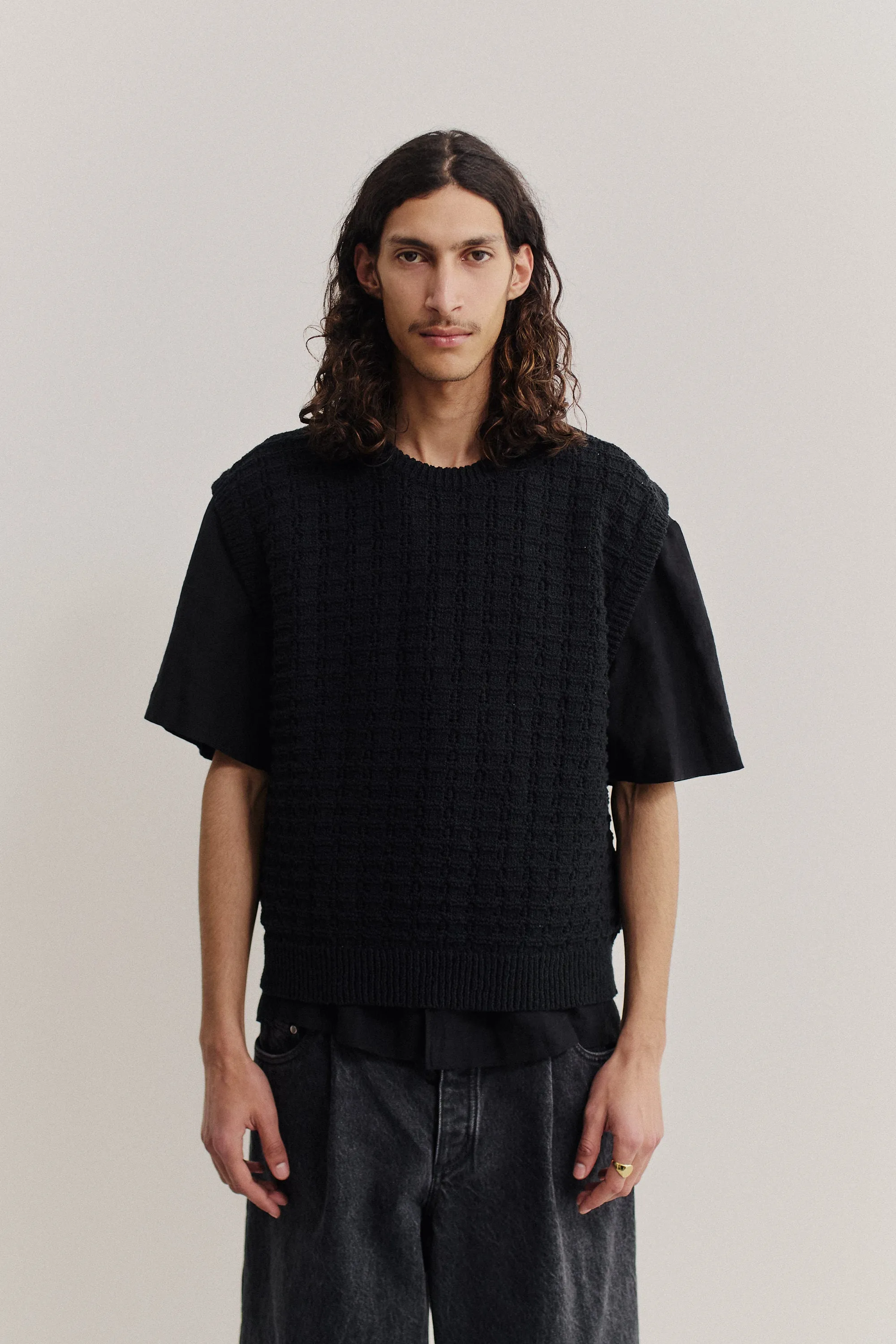 TEMBE KNIT VEST sold by A Kind of Guise product image thumbnail 5