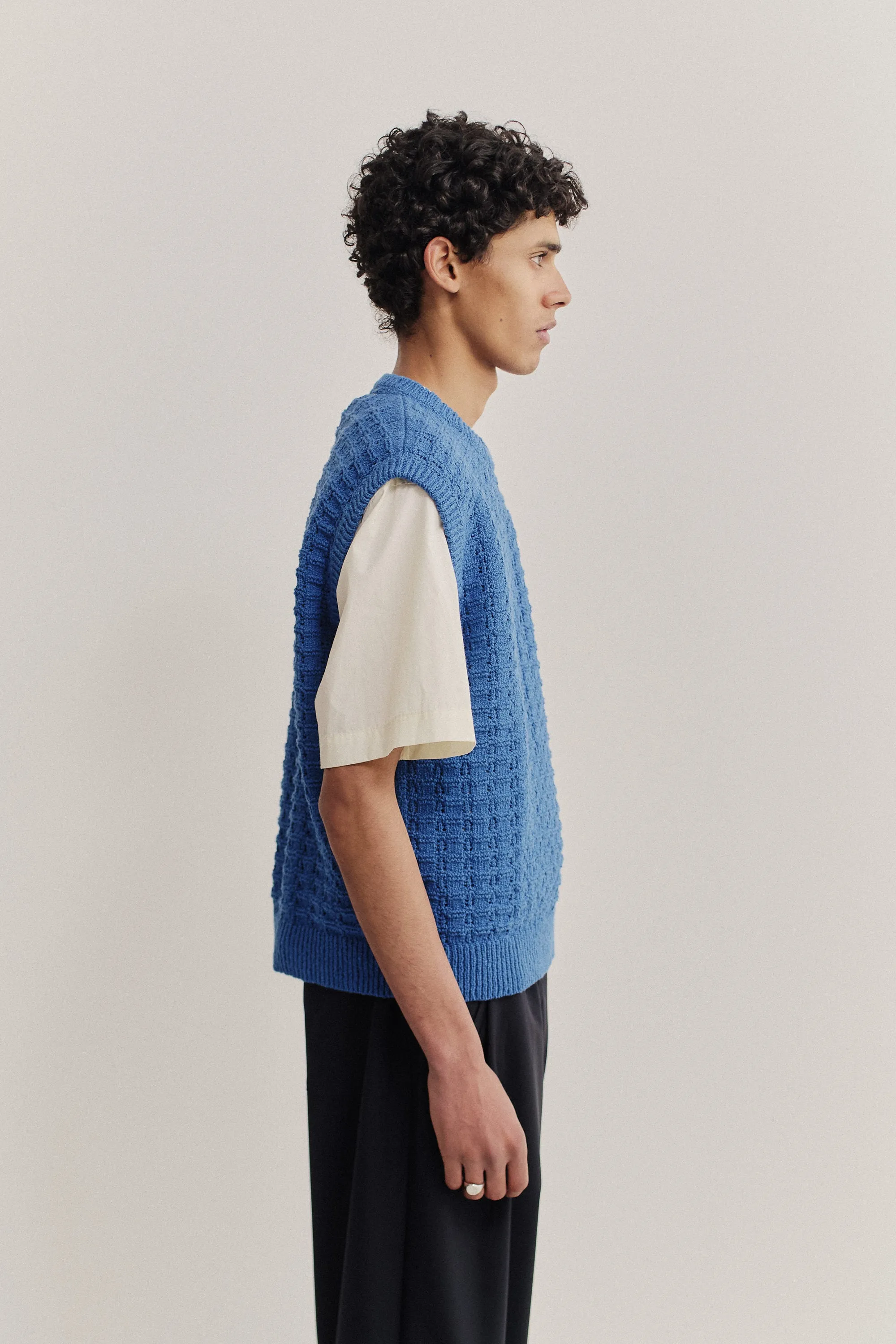 TEMBE KNIT VEST sold by A Kind of Guise product image thumbnail 5