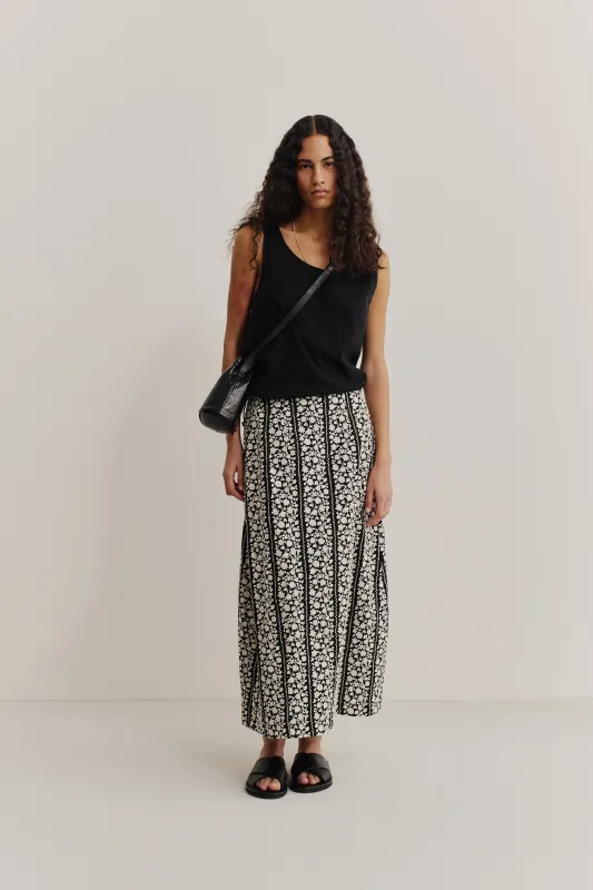 MAU SKIRT made by A Kind of Guise