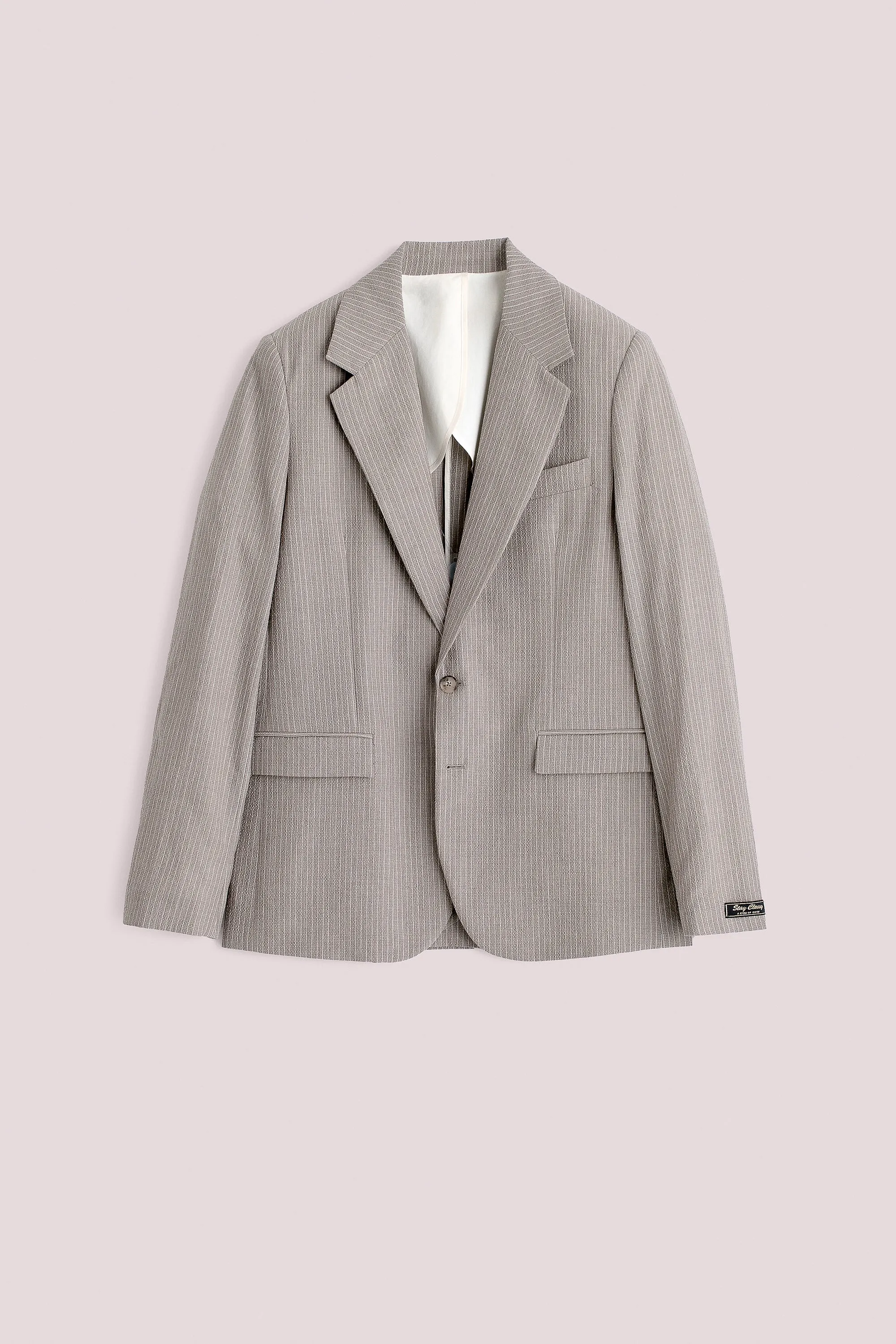 LOOSE NOTCH BLAZER sold by A Kind of Guise product image thumbnail 2