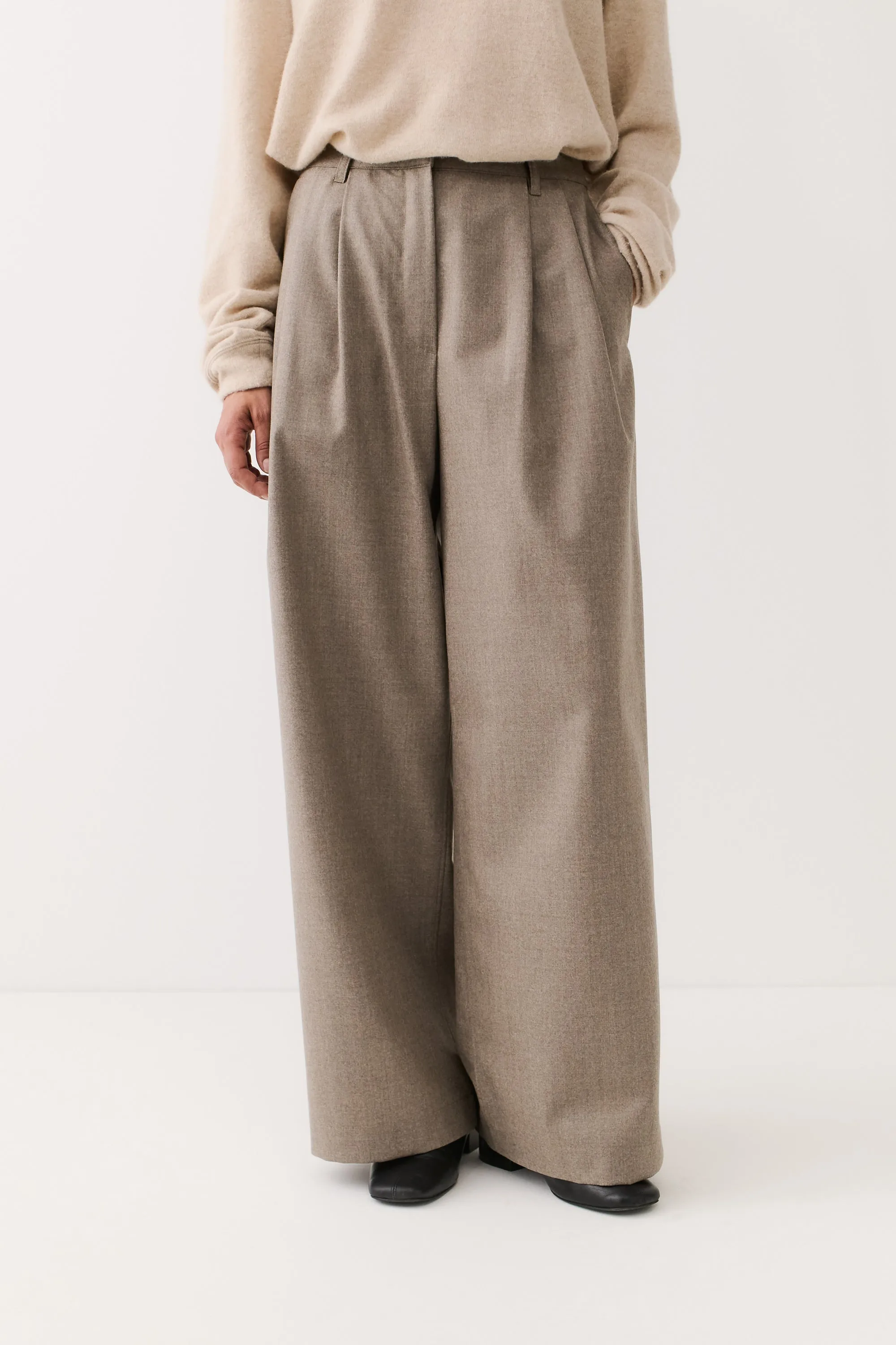 ARA TROUSERS sold by A Kind of Guise product image thumbnail 2