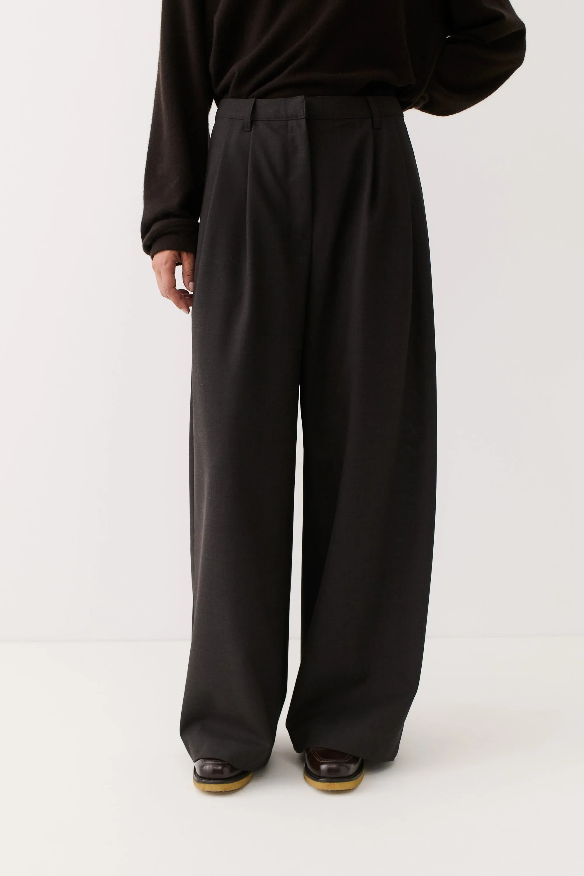ARA TROUSERS sold by A Kind of Guise product image thumbnail 2
