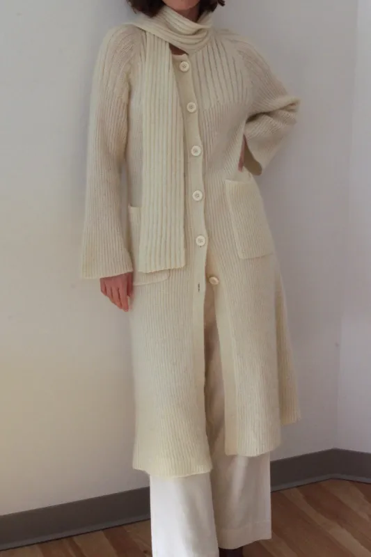 Lovely Vintage Cream Mohair Scarf Coat made by Vintage