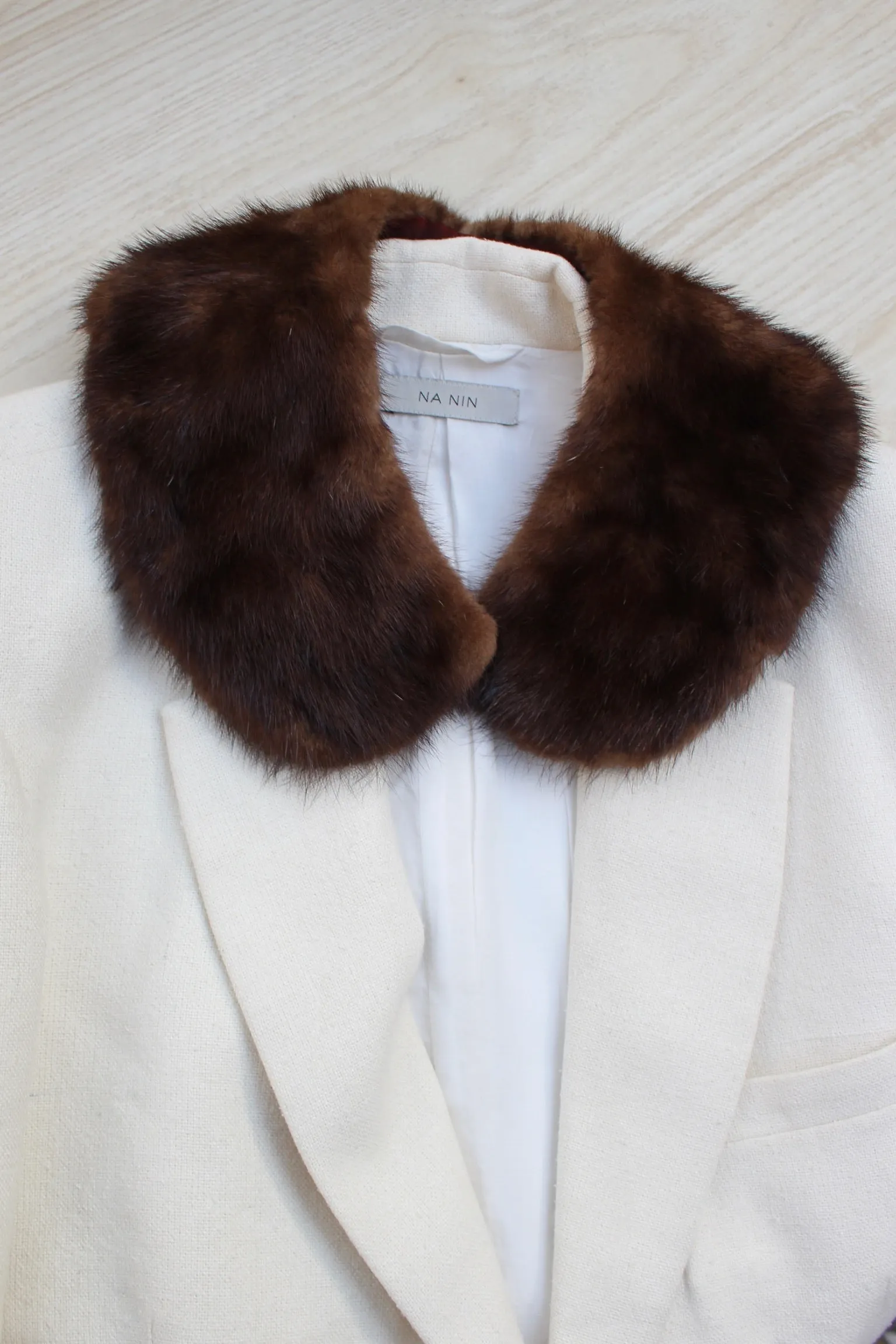 Vintage Caramel Fur Collar sold by NA NIN product image thumbnail 3