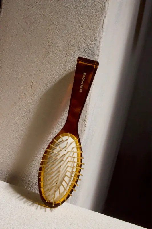 Gold Pin Brush made by NA NIN