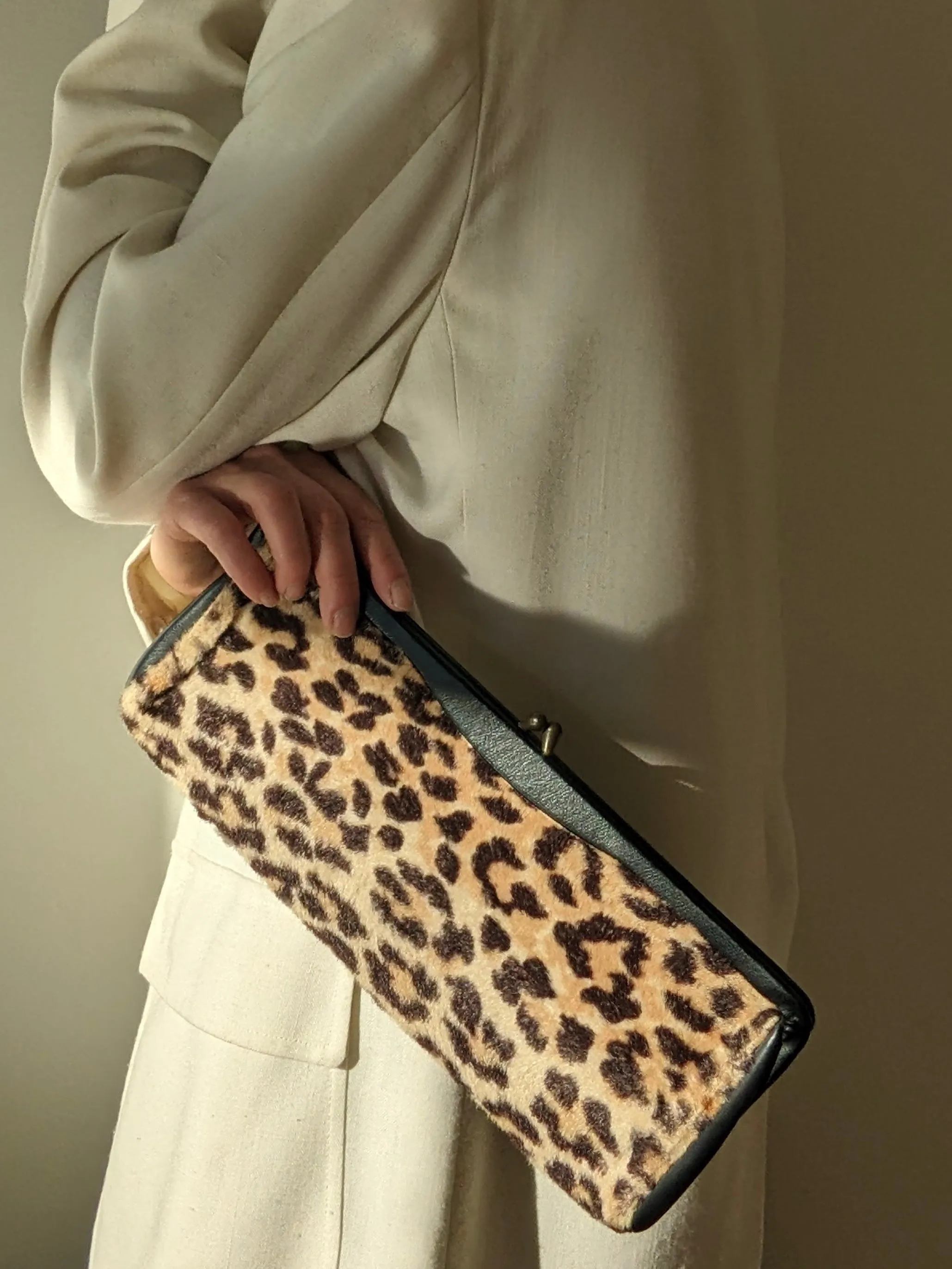 Favorite Vintage Faux Leopard Fur Clutch sold by NA NIN product image thumbnail 5