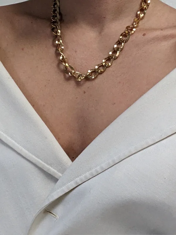 Classic Vintage Gold Link Necklace made by Vintage