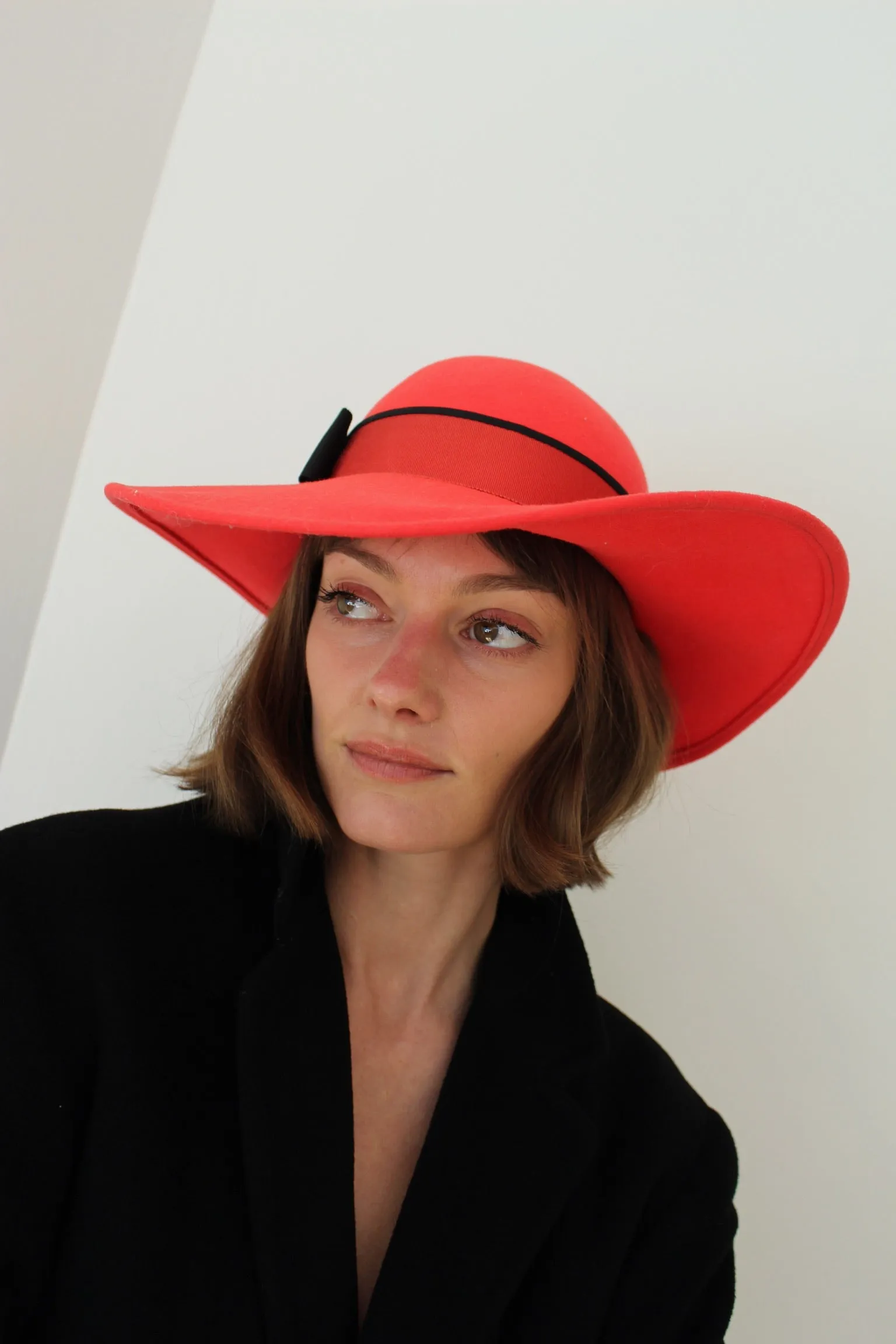 Vintage Cerise Doeskin Felt Wool Hat sold by NA NIN product image thumbnail 4