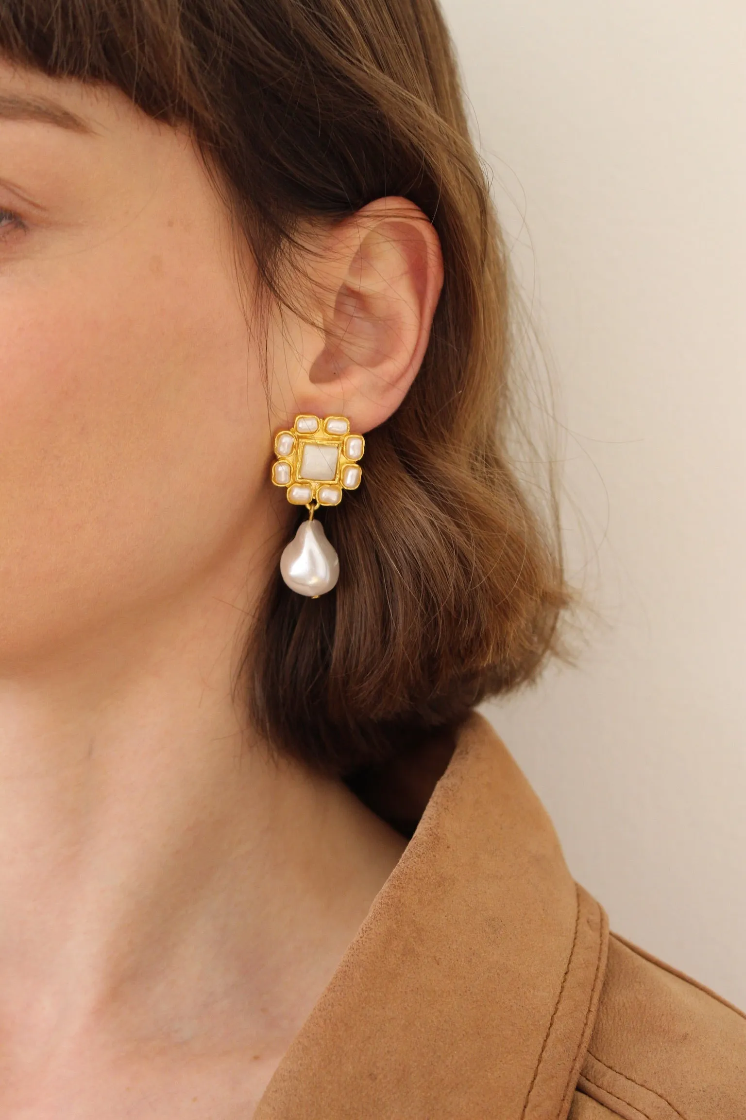 Lovely Vintage Faux Seed & Baroque Pearl Drop Earrings sold by NA NIN product image thumbnail 3