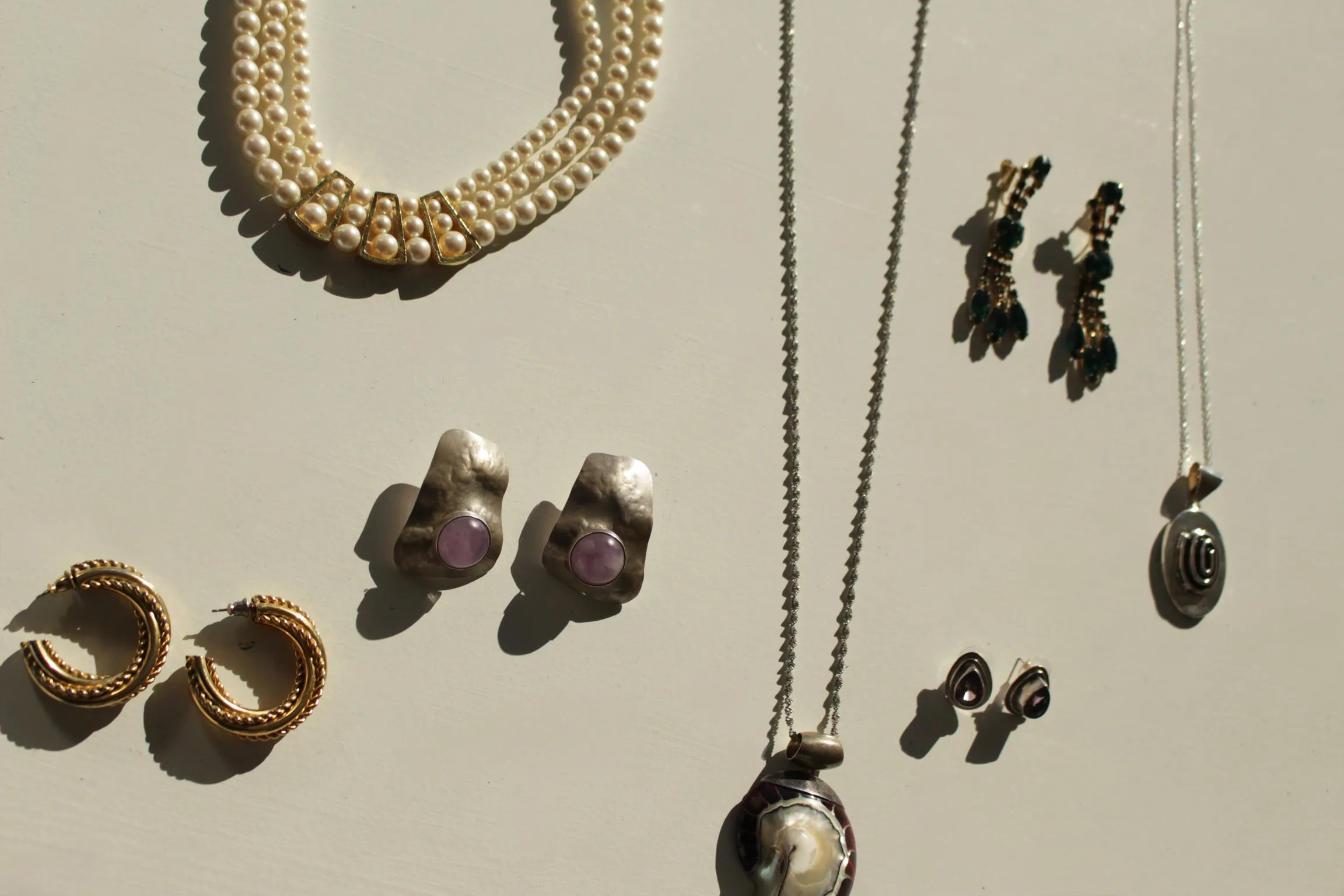 Beautiful Vintage Sterling Silver Nautilus Shell Pendant sold by NA NIN product image thumbnail 3