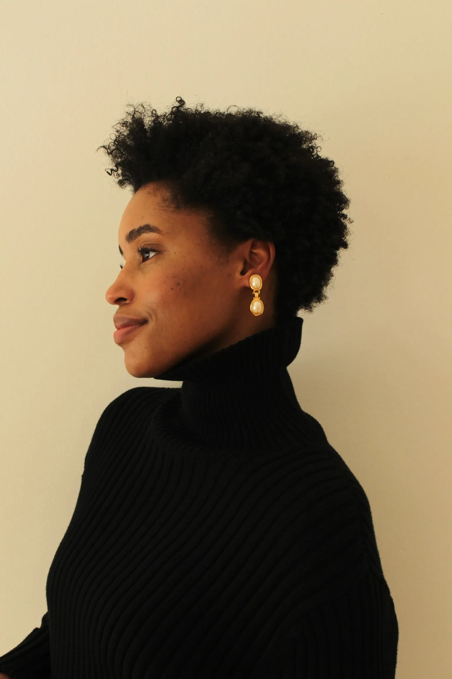 Classic Vintage Faux Pearl Drop Earrings sold by NA NIN product image thumbnail 2