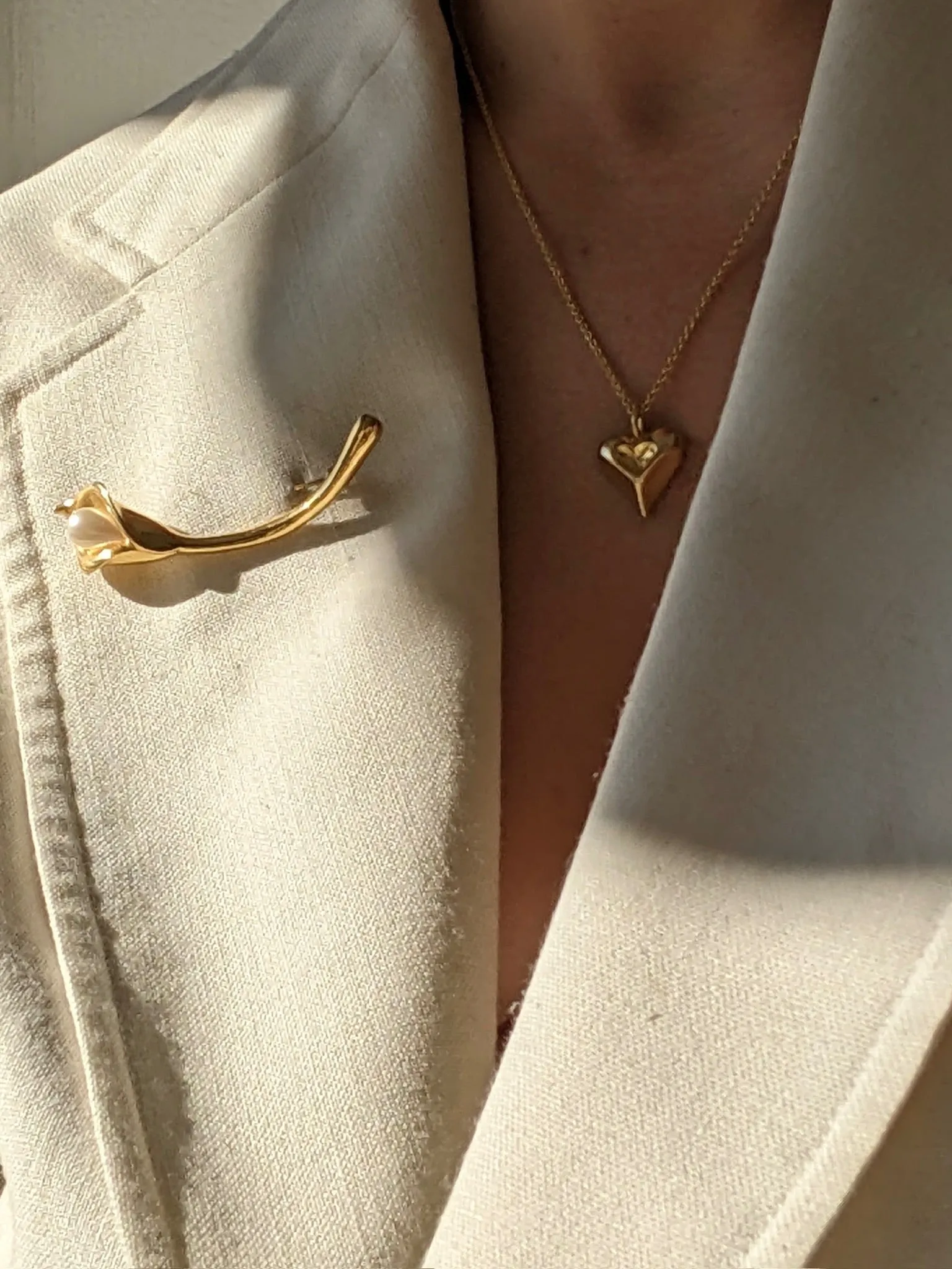 Lovely Vintage Calla Lily Brooch sold by NA NIN product image thumbnail 3