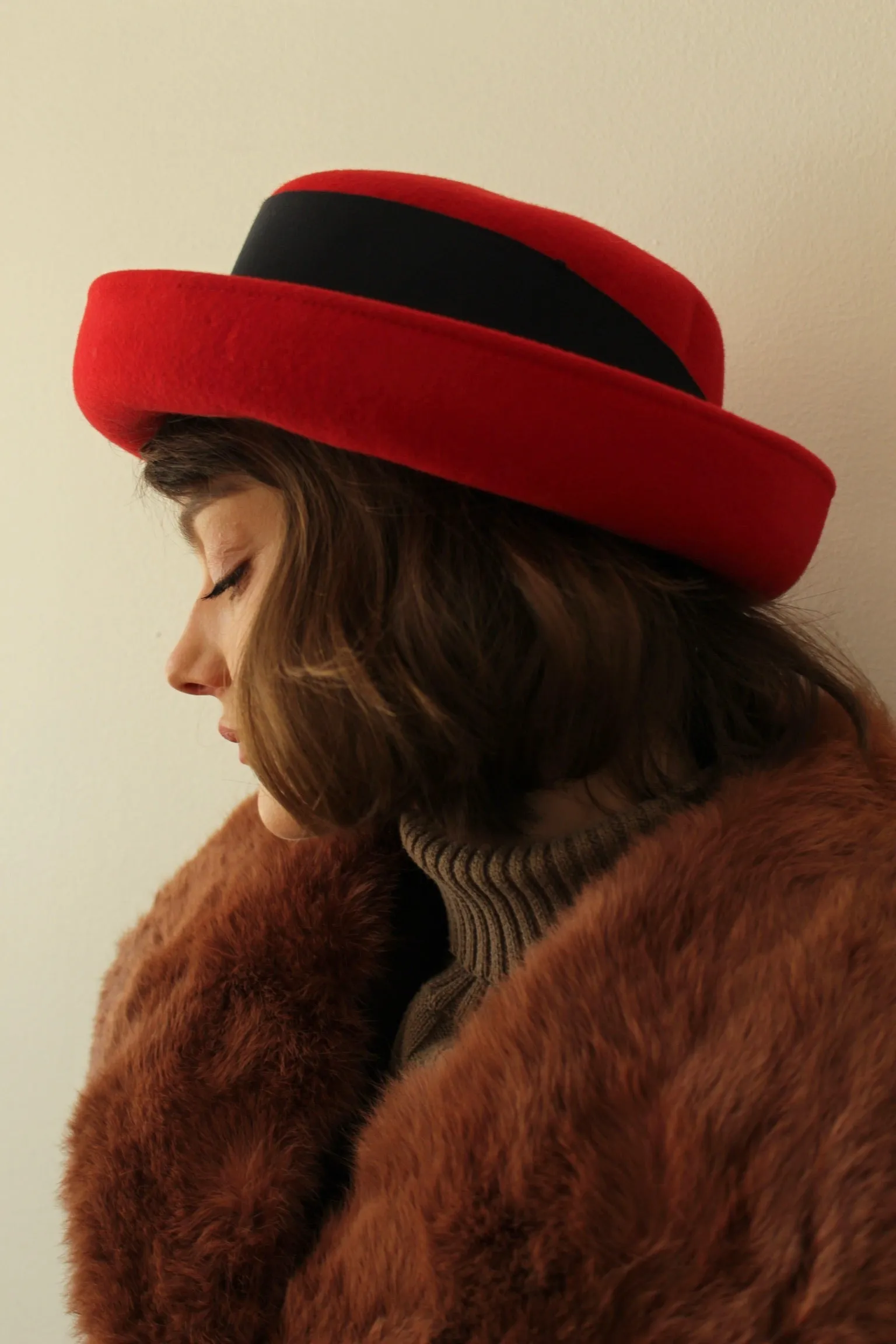 Lovely Vintage Crimson Felted Wool Hat sold by NA NIN product image thumbnail 4