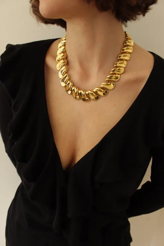 Bold Vintage Gold Wave Link Toggle Necklace made by Vintage