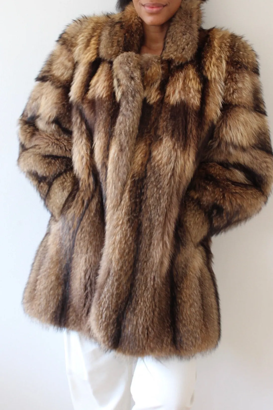 Luxury Vintage Balloon Sleeve Fur Coat sold by NA NIN product image thumbnail 5