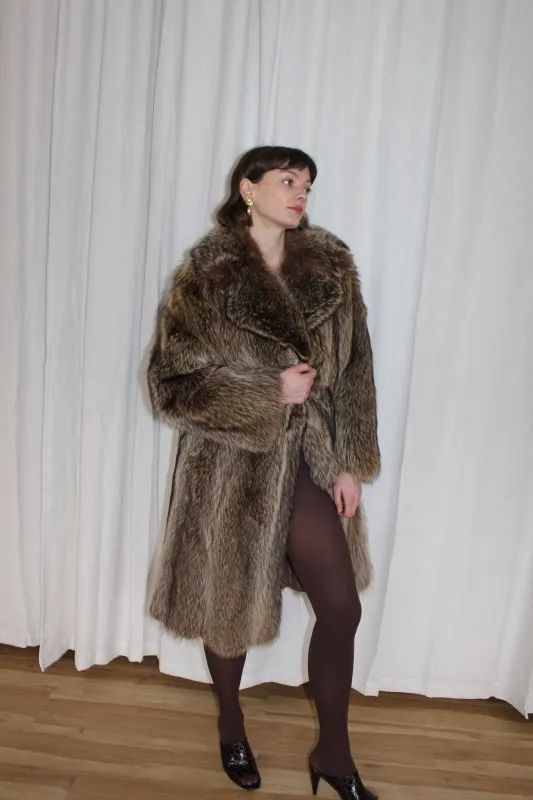 Absolutely Amazing Vintage Plush Fur Coat made by Vintage
