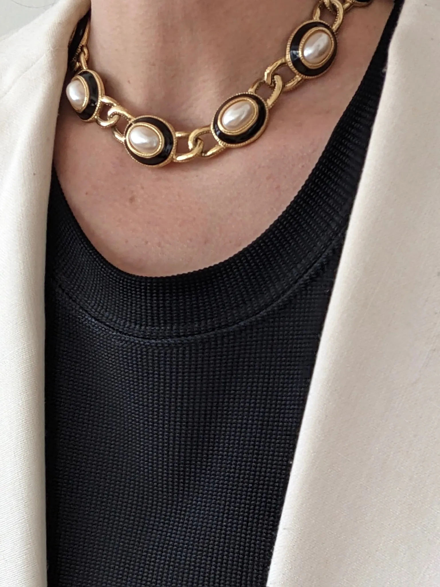 Beautiful Vintage Framed Faux Pearl Collar sold by NA NIN product image thumbnail 2