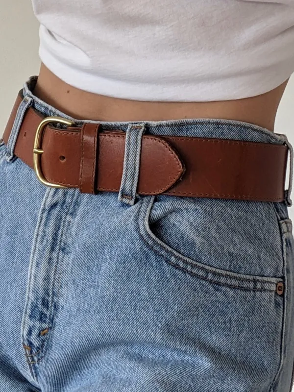 Classic Vintage Saddle Brown Leather & Solid Brass Belt made by Vintage