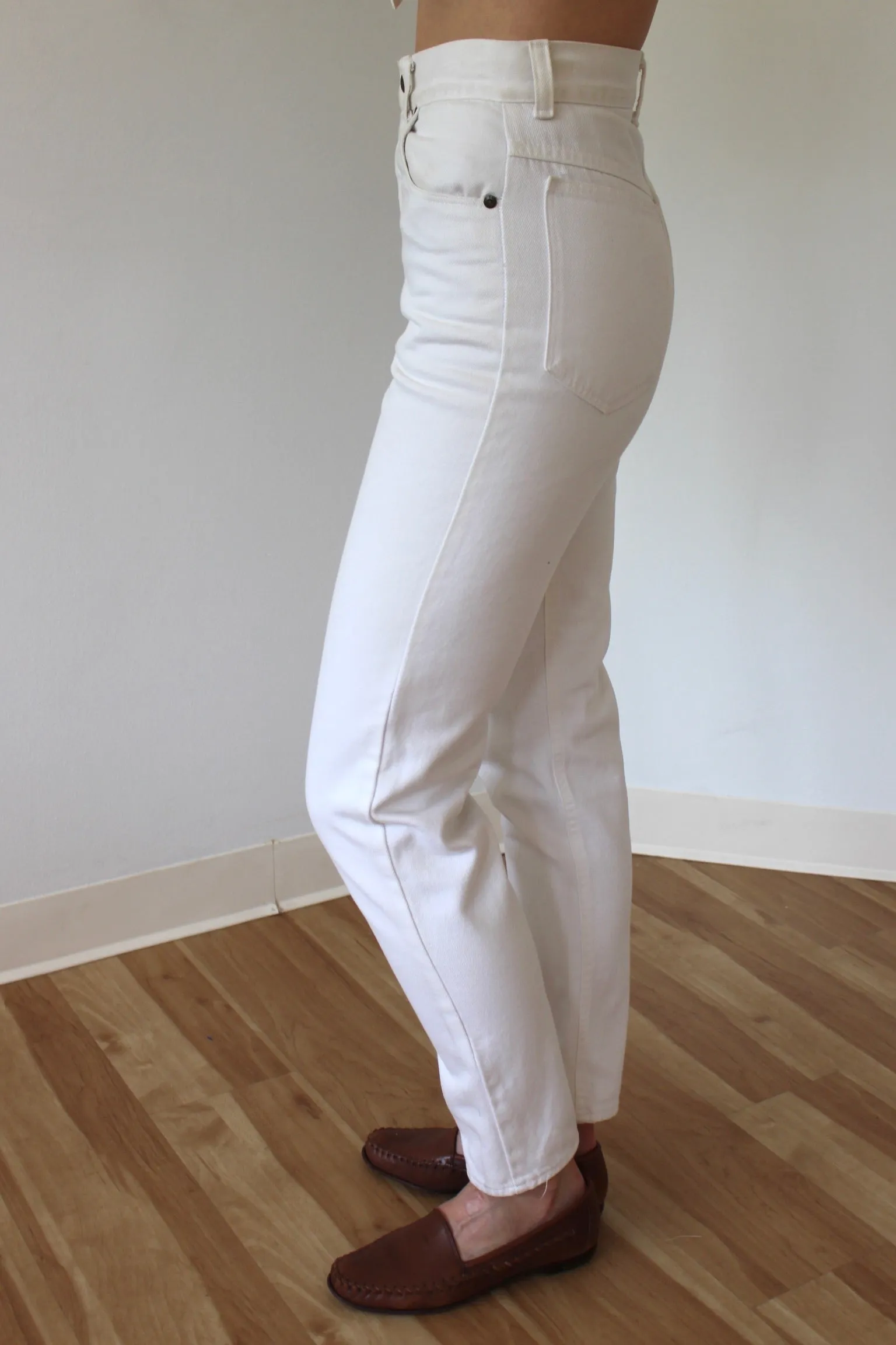 Favorite Vintage High Rise White Denim sold by NA NIN product image thumbnail 2