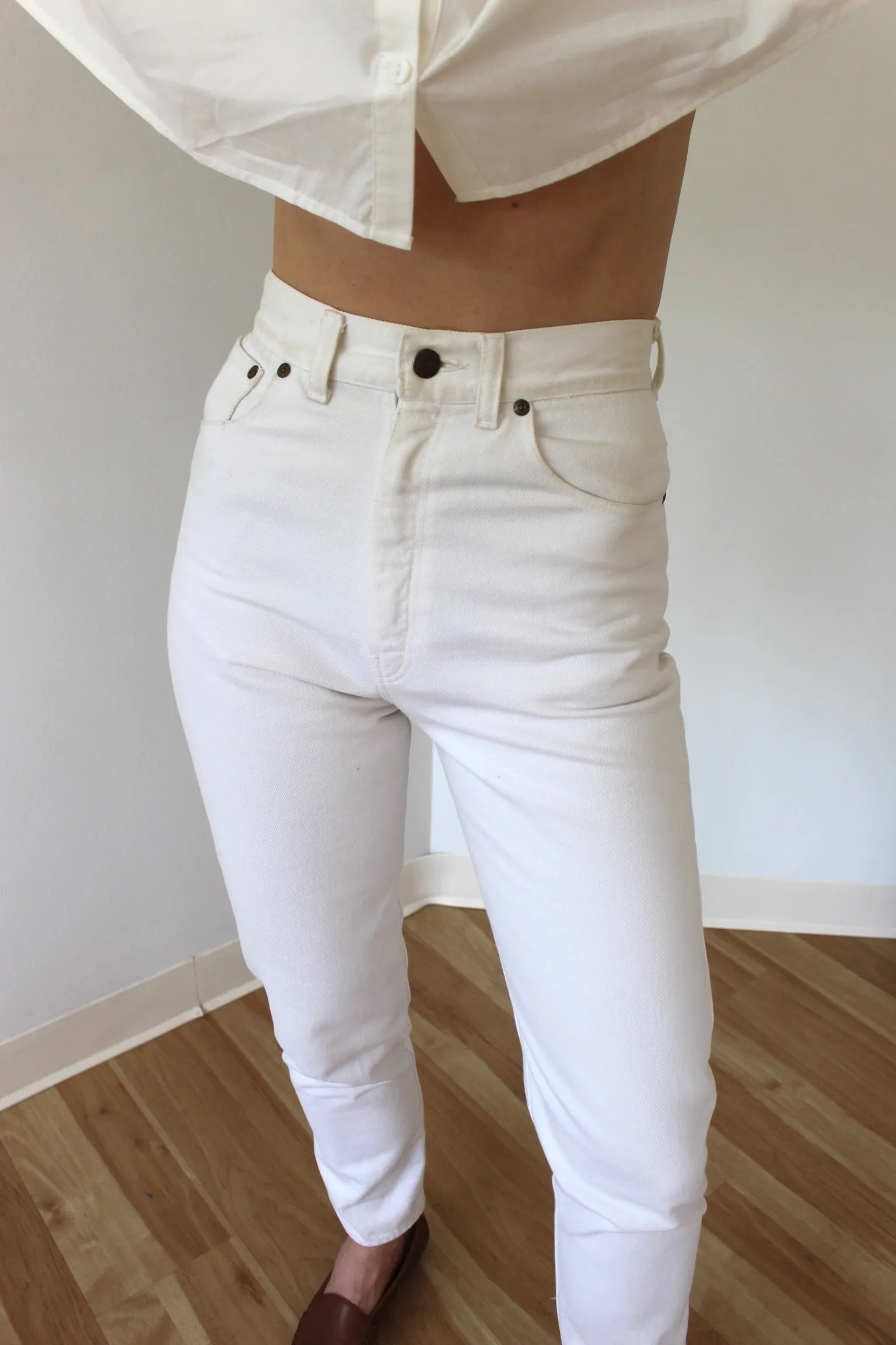 Favorite Vintage High Rise White Denim sold by NA NIN product image thumbnail 5