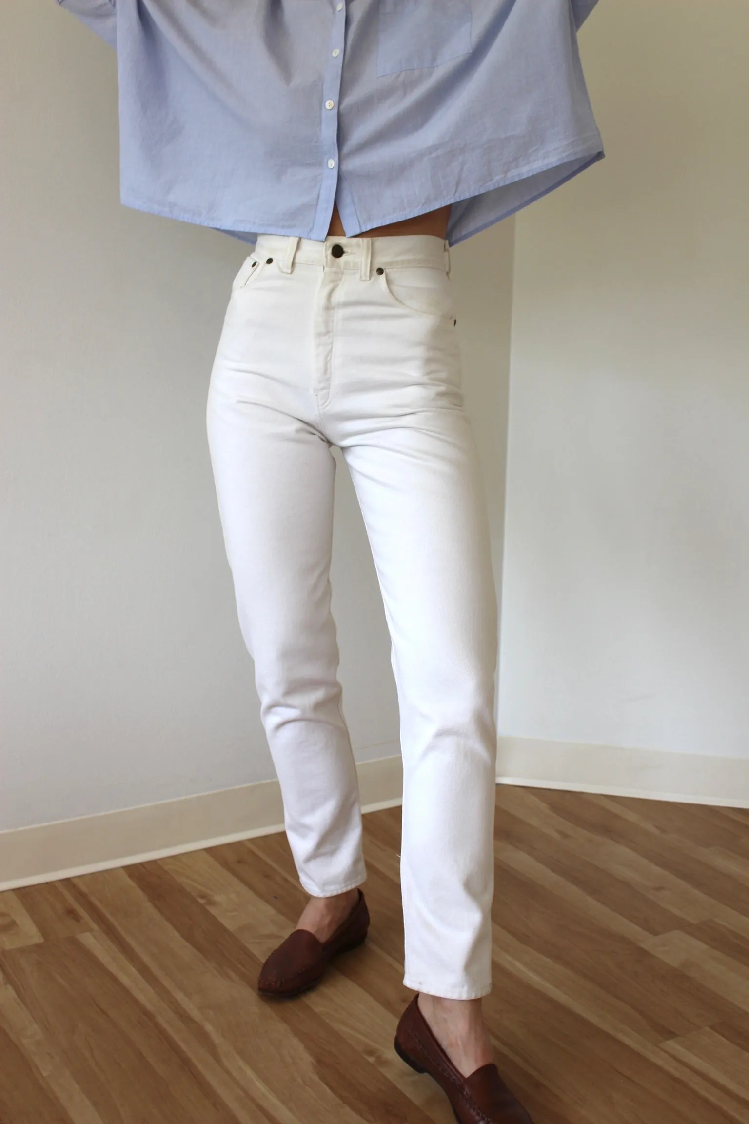 Favorite Vintage High Rise White Denim sold by NA NIN product image thumbnail 4