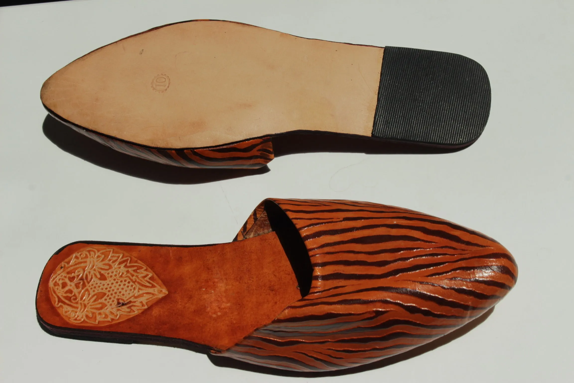 Lovely Vintage Zebra-Embossed Leather Slippers sold by NA NIN product image thumbnail 4