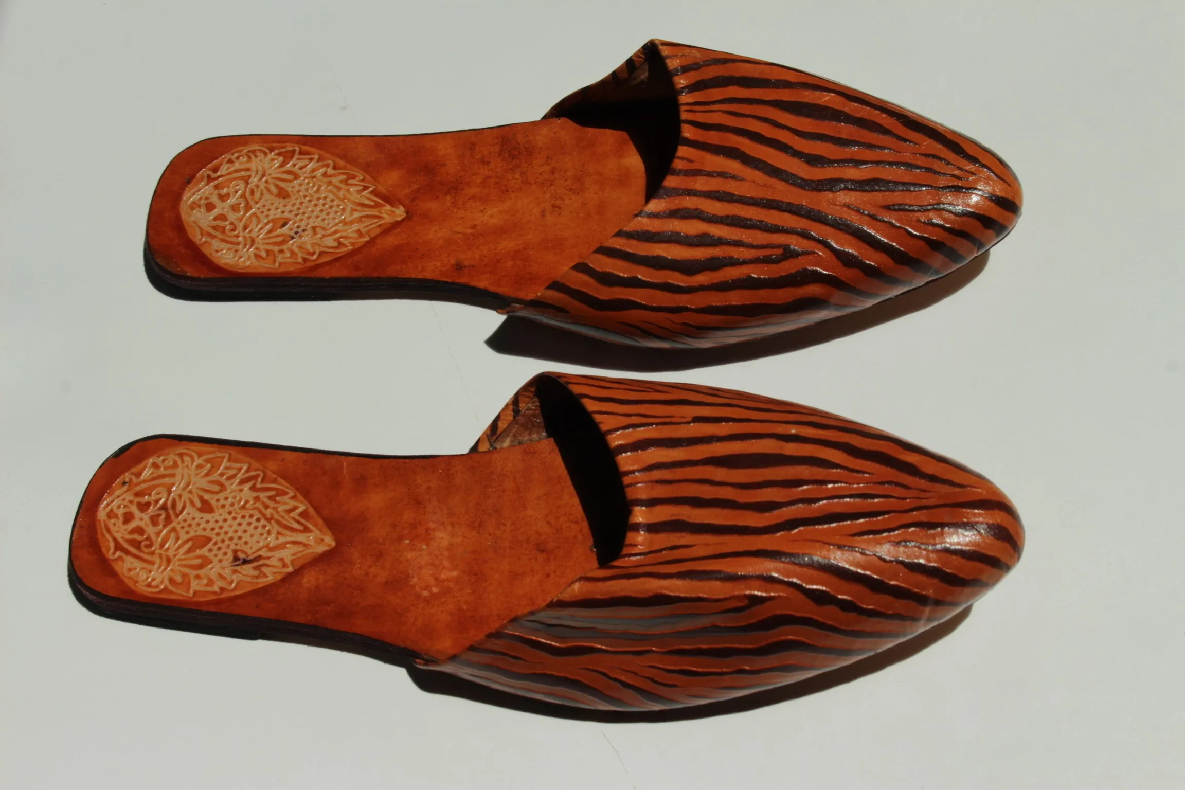 Lovely Vintage Zebra-Embossed Leather Slippers sold by NA NIN product image thumbnail 2