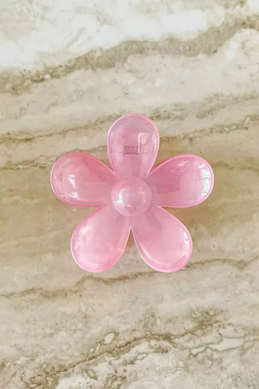 Oopsy Daisy Hair Claw Clip sold by Dippin Daisy’s