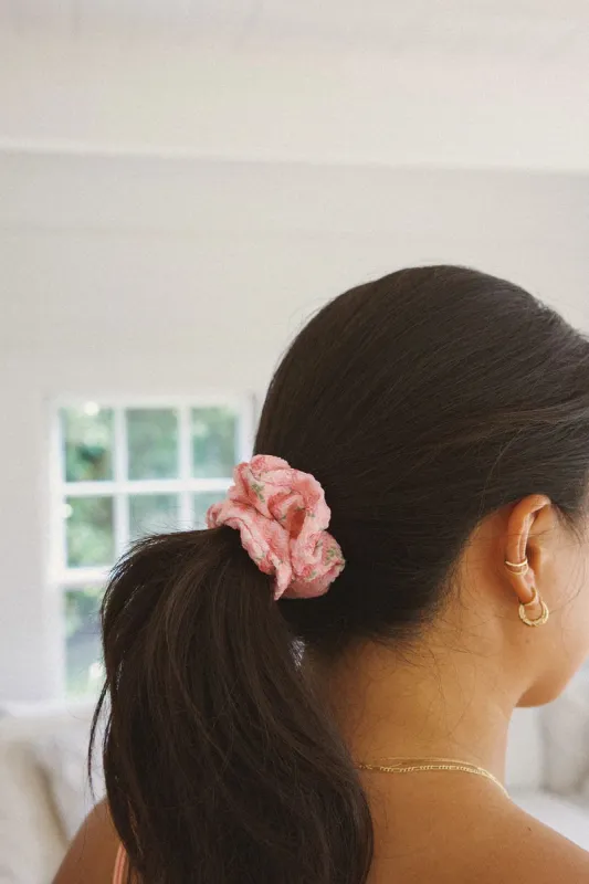 Small Scrunchie sold by Dippin Daisy’s