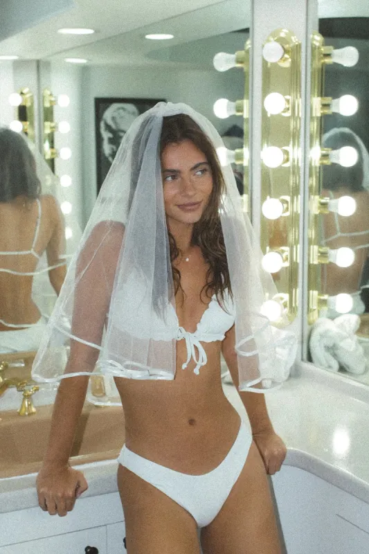 Taylor Bottom sold by Dippin Daisy’s