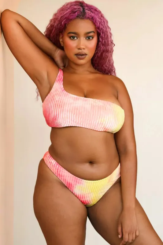 Nocturnal Bottom sold by Dippin Daisy’s