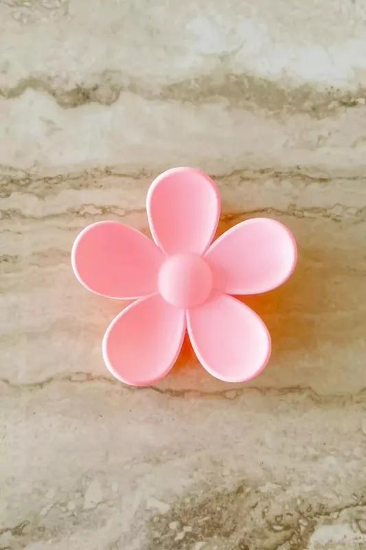 Oopsy Daisy Hair Claw Clip sold by Dippin Daisy’s