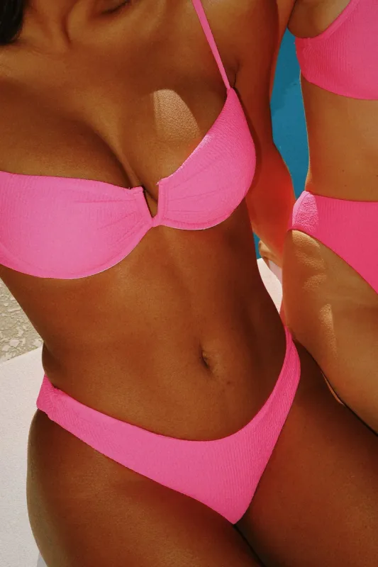 Taylor Bottom sold by Dippin Daisy’s