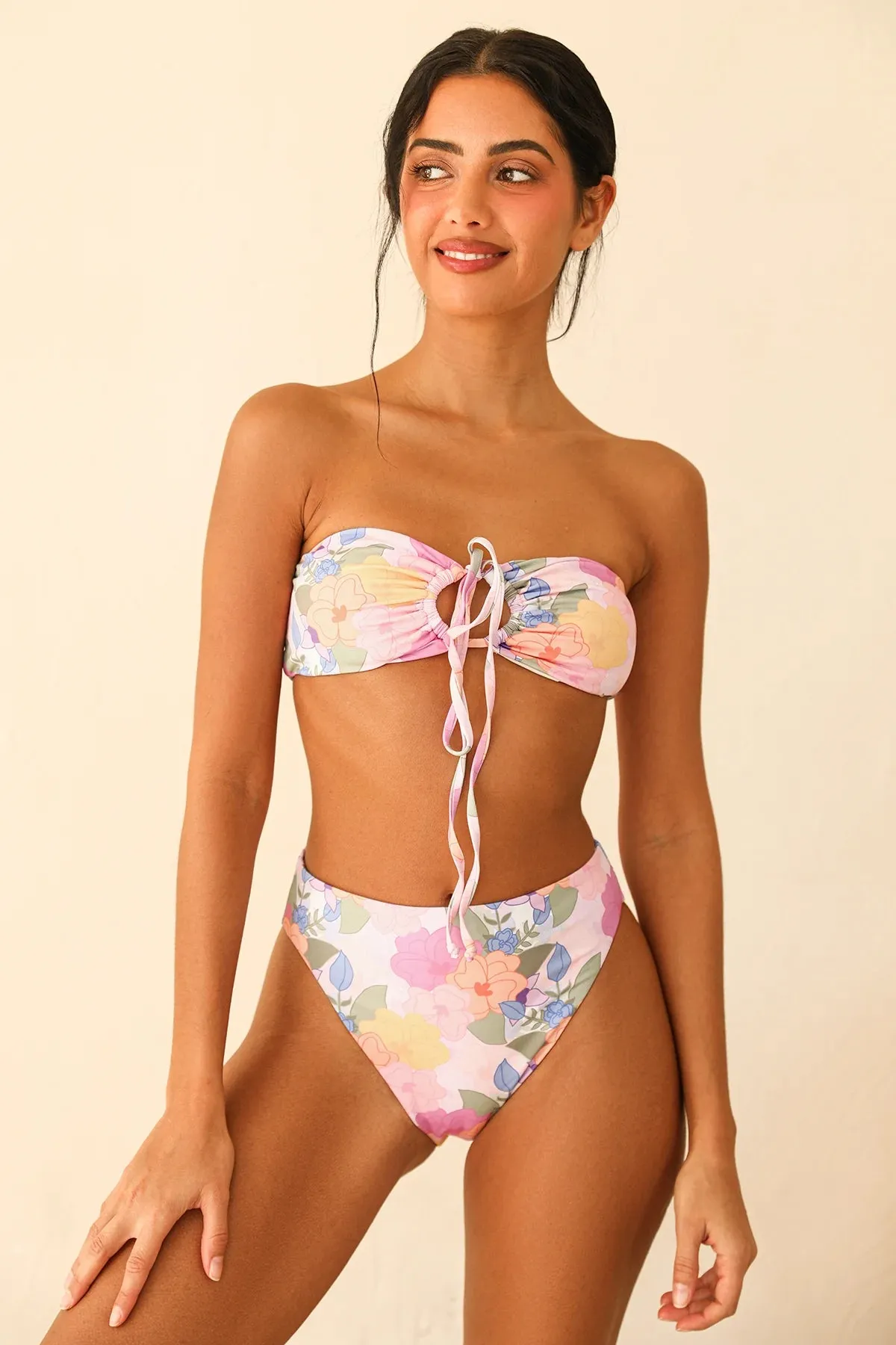 Seashore Bottom sold by Dippin Daisy’s