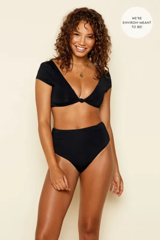 Vibe Top sold by Dippin Daisy’s