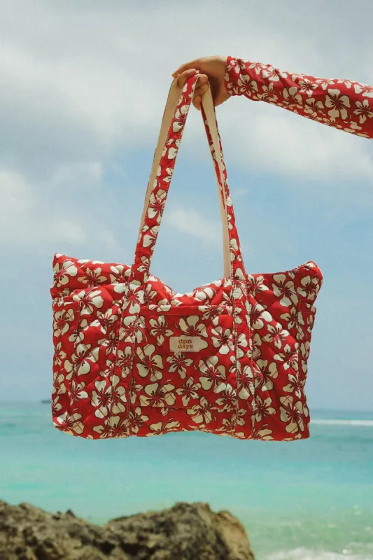Beach Quilted Totebag sold by Dippin Daisy’s