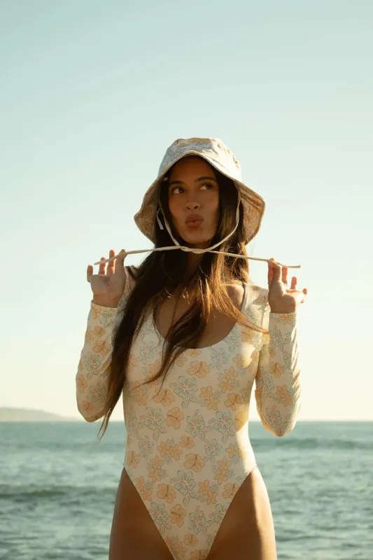 Bahama Mama Bucket Hat made by Dippin Daisy’s