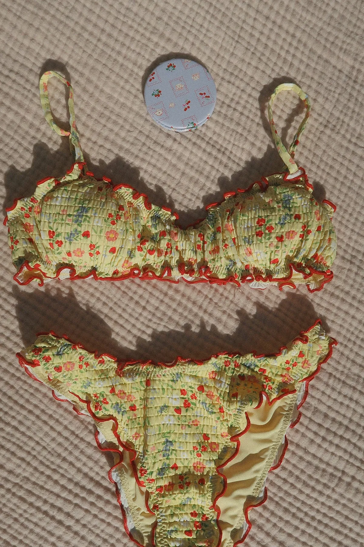 Compact Mirror sold by Dippin Daisy’s product image thumbnail 3